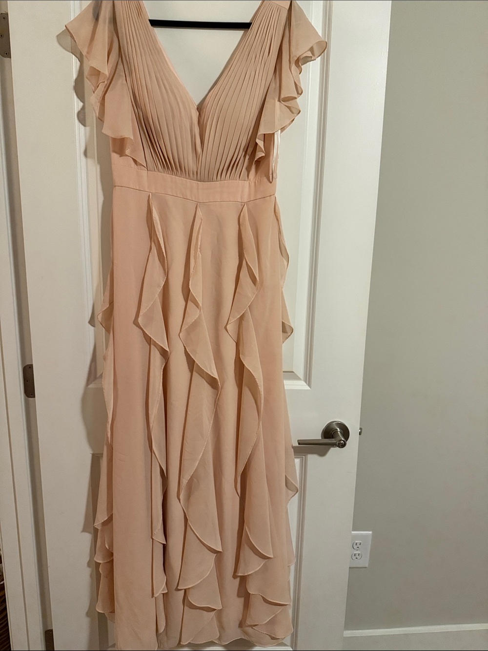 Ruffled V-Neck Maxi Dress in Blush Pink